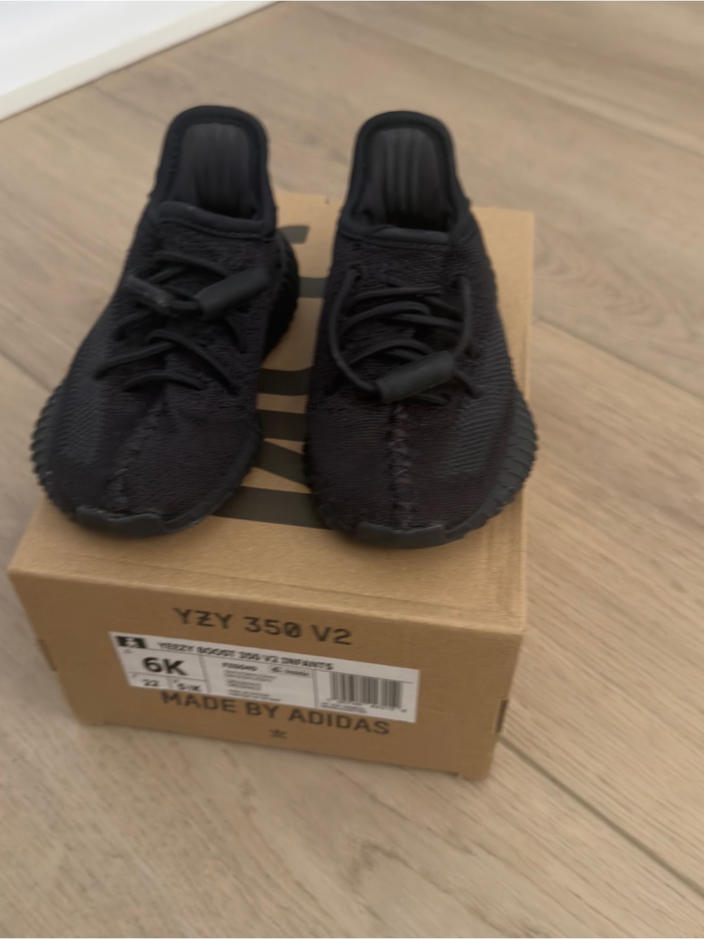 adidas Yeezy Boost 350 V2 Kids Black Knit Sneakers